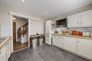 Riverside Crescent Holymoorside